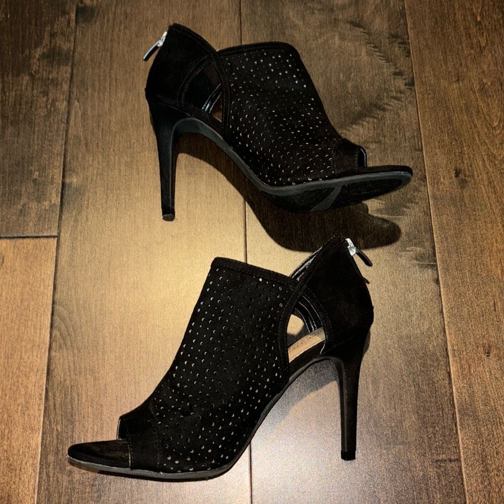 Christian Siriano for Payless Zip Back Peep Toe Stiletto